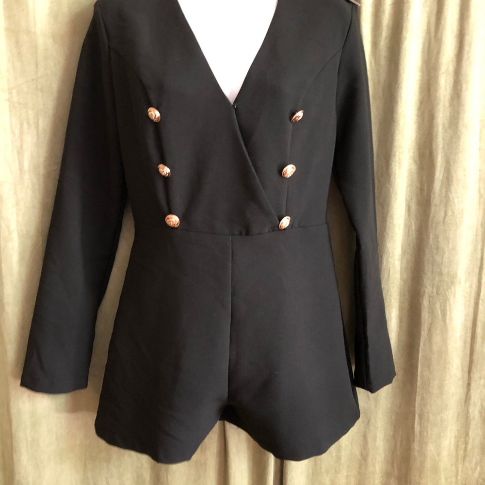 New 📯DO&BE Stunning Military Buttoned Black Romper - Picture 8 of 8